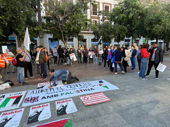 La mobilització per Palestina a l’Hospitalet, reclama la presència de l’alcaldessa, que no hi era present