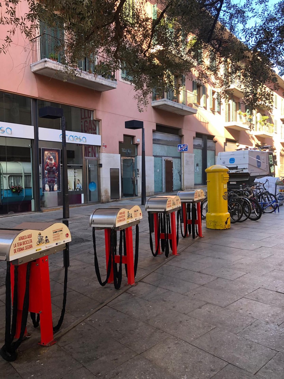 El negoci d’algun amic de l’AMB