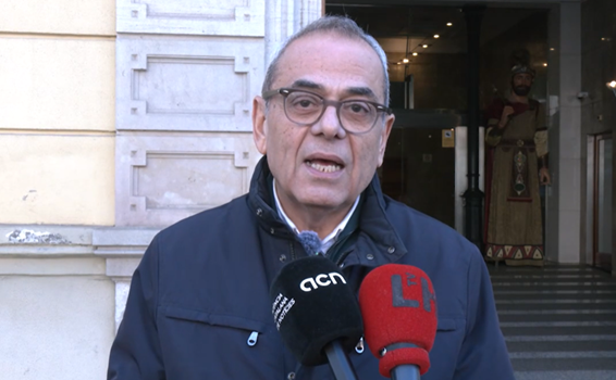 Els contactes inicials sobre la moció de confiança confirmen els càlculs sobre els que treballava el govern municipal: no hi ha alternativa al govern Quirós