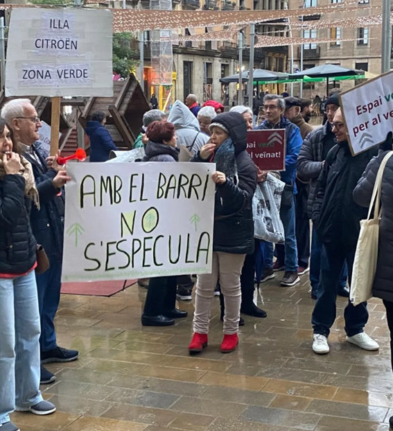 La Comissió d’Urbanisme del Ajuntament de Barcelona da luz verde al proyecto de la “Illa Citroën” que supone la reducción de un 30% de zona verde