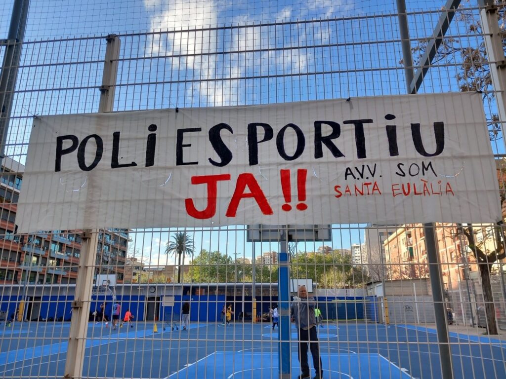 Poliesportiu a Santa Eulàlia. El conte de l’enfadós