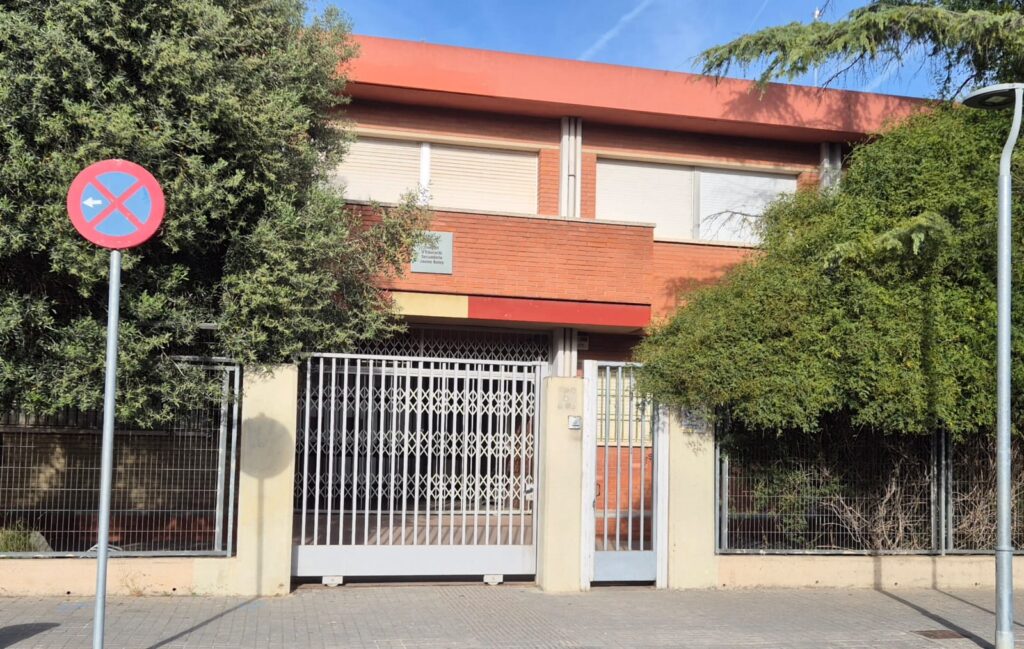 Les famílies de Santa Eulàlia denuncien la manca de places públiques d’ESO a L’Hospitalet