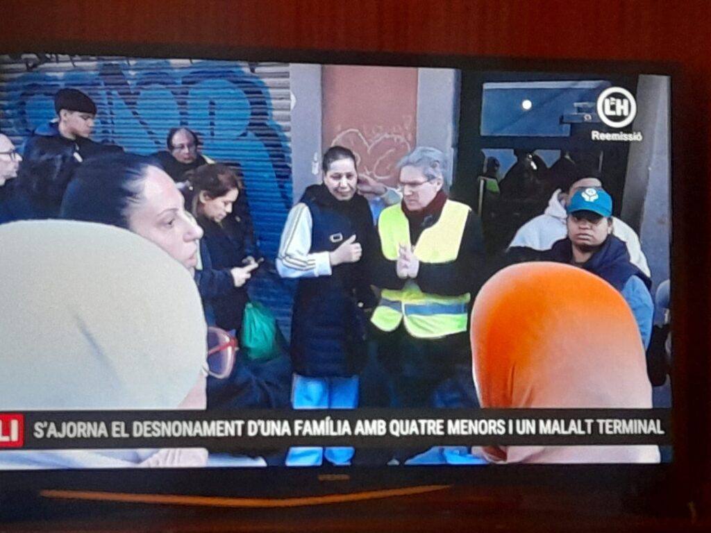 Un desnonament d’una crueltat inhumana, temporalment aturat