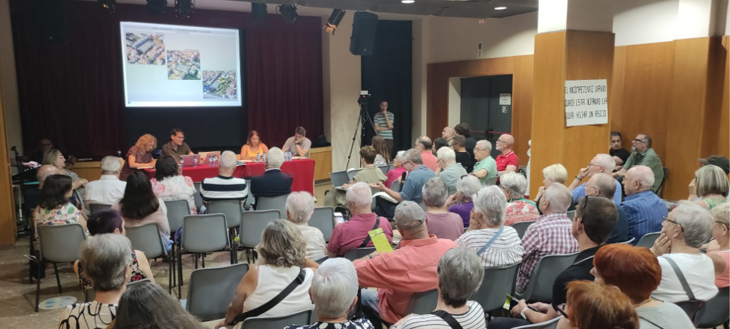 La crispació i el desacord centren el debat sobre la ubicació del poliesportiu de Santa Eulàlia al Consell de Districte