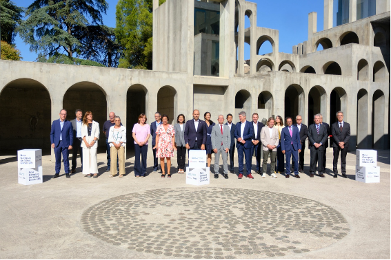 Aval del govern municipal a construir 800 nous habitatges a la carretera de Collblanc dins el projecte del nou Clínic