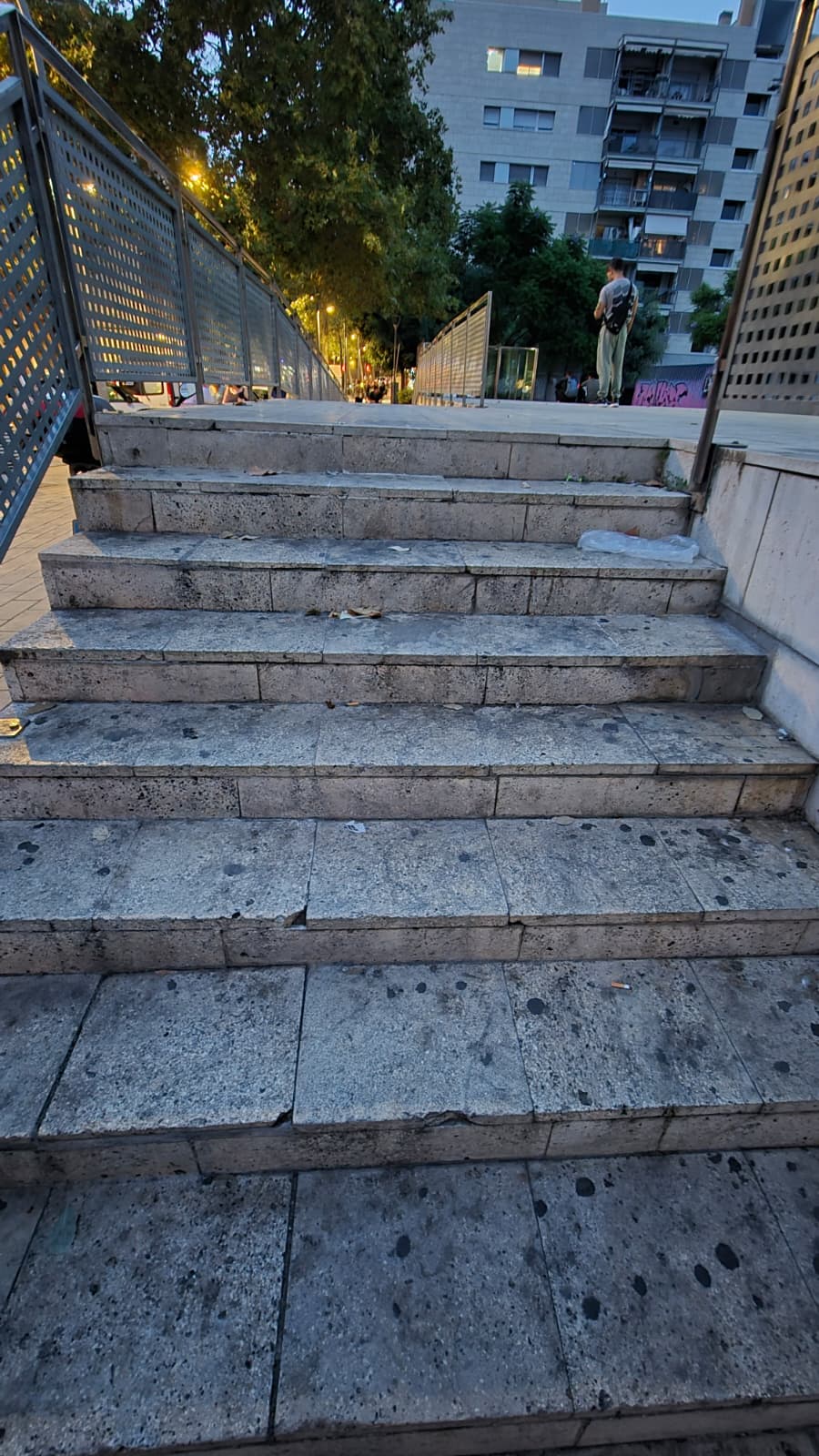 La limpieza sigue pendiente en L’Hospitalet